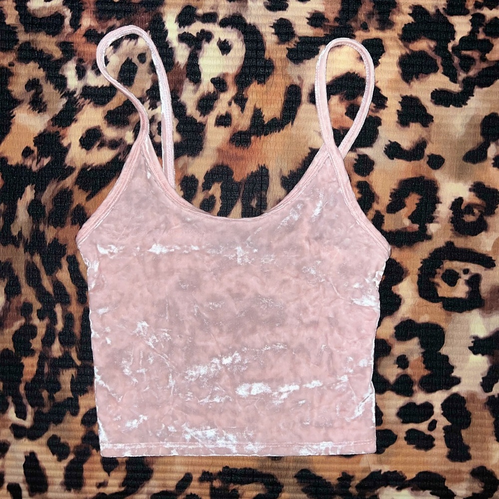 CRUSHED VELVET BABY PINK CROP TOP